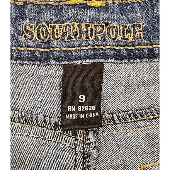 Southpole Denim No 21 Shorts with Gem Emblishments Size 9 - Picture 7 of 9
